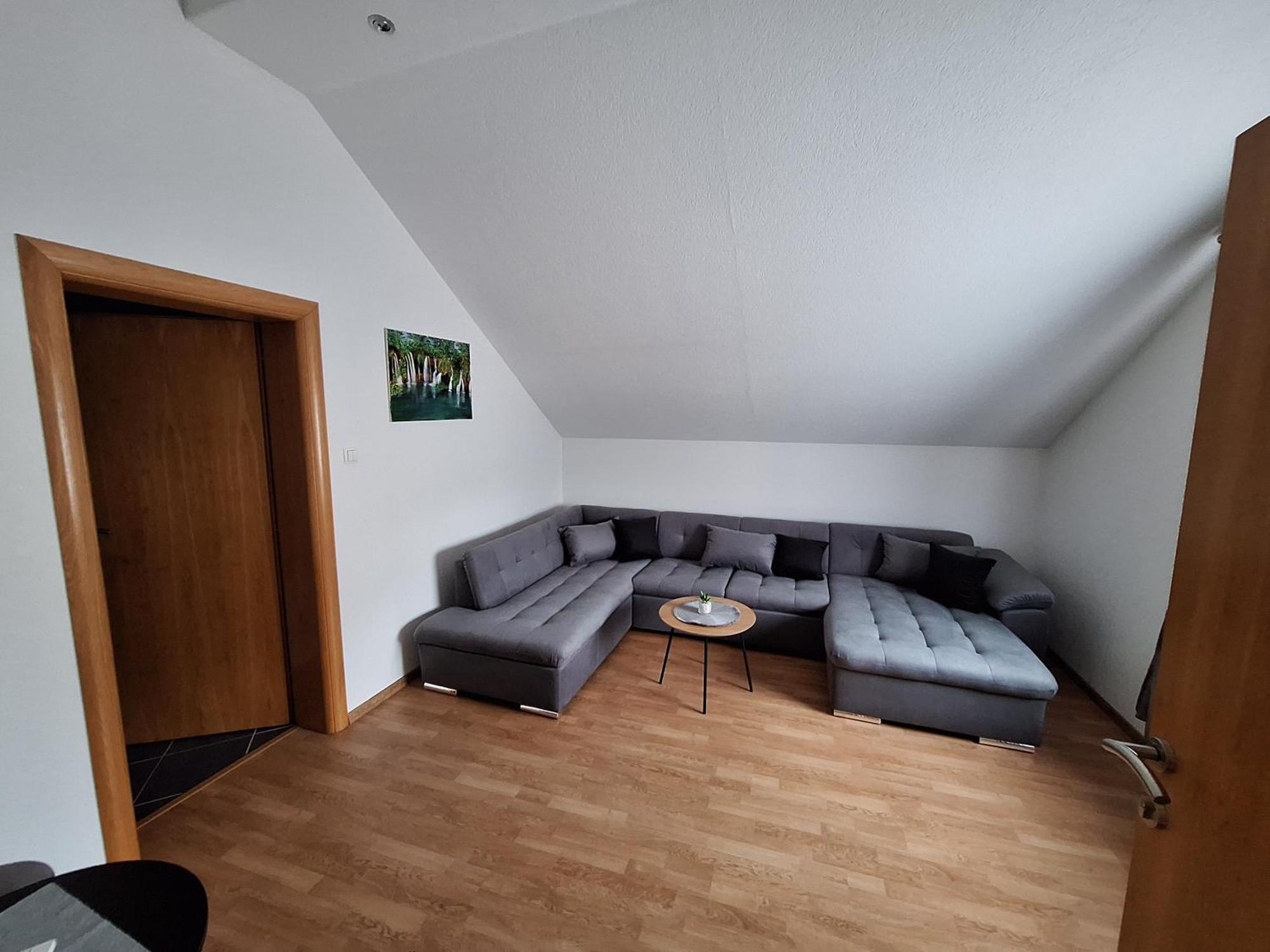 Guesthouse Miha Rakovica Exteriör bild